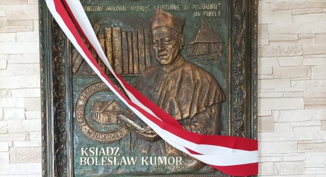 Nadanie imienia ks. prof. Bolesława Kumora Zespołowi Szkolno – Przedszkolnemu w Niskowej