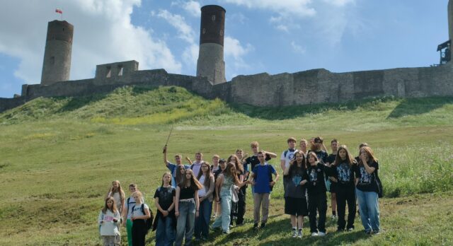 Wycieczka Szkolna do Ziemi Świętokrzyskiej klas 4-8